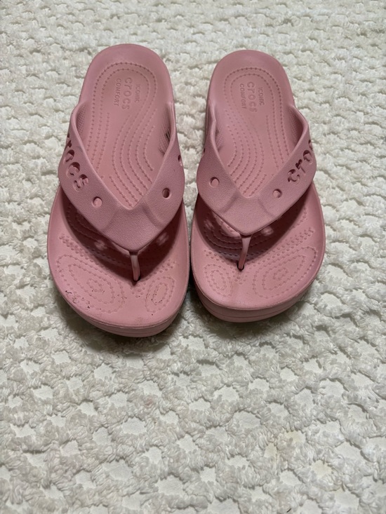 CROCS Shoes - CROCS Pink Foam Flip Flop Sandals with Textured Footbed